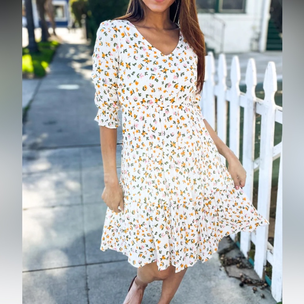 Reborn J White Floral Print Dress